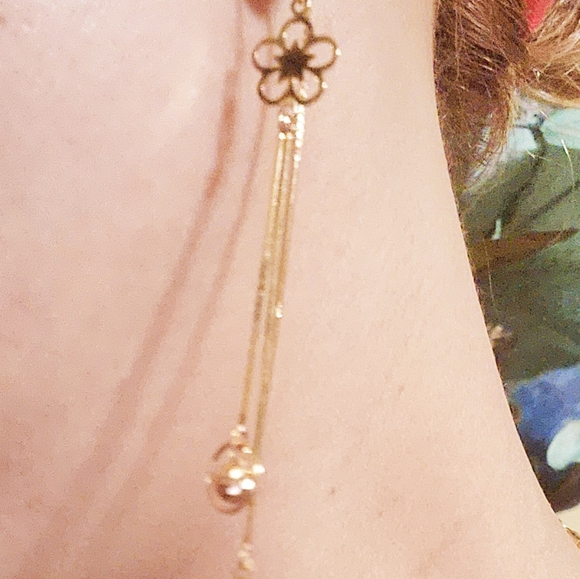 18k Solid Gold Long Earring NWT - Picture 3 of 12